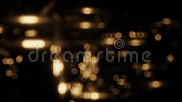 金色模糊城市夜景灯光循环运动背景视频的预览图