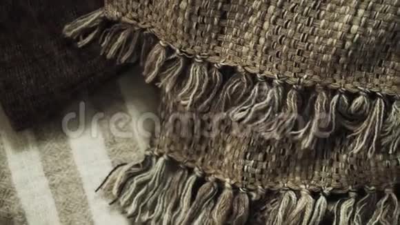 羊绒羊毛披肩尼泊尔的传统服饰视频的预览图