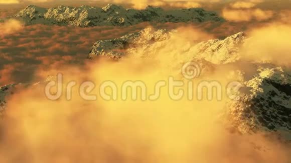 飞越雪山巨大的云团翻滚在山上视频的预览图