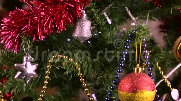圣诞树装饰5视频的预览图