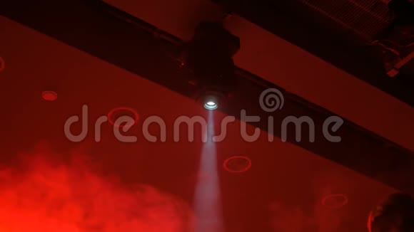 红色照明舞台装置视频的预览图