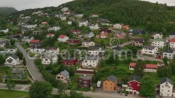 哈尔斯塔德鸟瞰图挪威洛福顿群岛视频的预览图