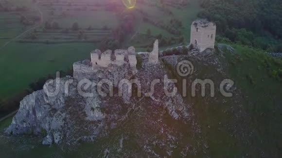 鸟瞰特拉斯卡鲁里中世纪堡垒视频的预览图