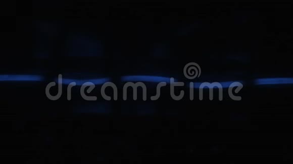 卤素灯泡的蓝钨螺旋闪烁视频的预览图