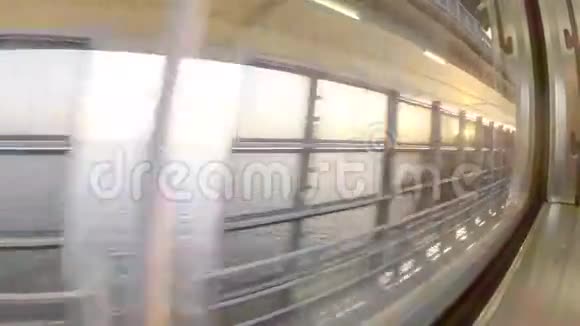 从火车的窗口视图视频的预览图