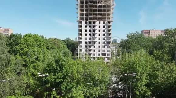 俄罗斯莫斯科多层住宅楼建设视频的预览图