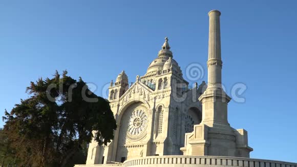 葡萄牙北部VianadoCastelo的圣卢齐亚巴西利卡建筑细节视频的预览图