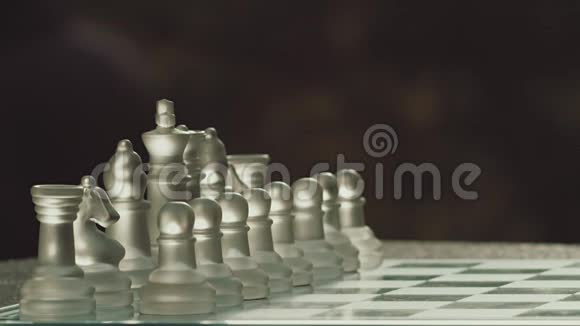 棋类开场游戏与马视频的预览图