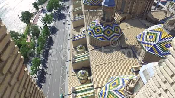 从塔上看到萨拉戈萨视频的预览图