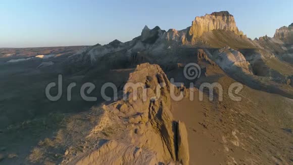 科普特的跨度哈萨克斯坦山脉视频的预览图