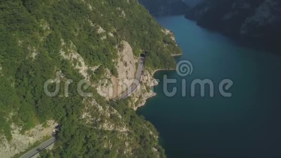 皮瓦湖的空中镜头视频的预览图