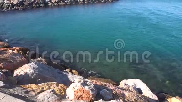 法国海岸美丽的海景4k视频视频的预览图