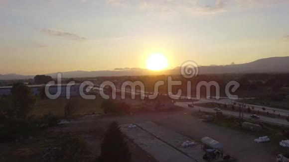 日出无人机航海岛视频的预览图