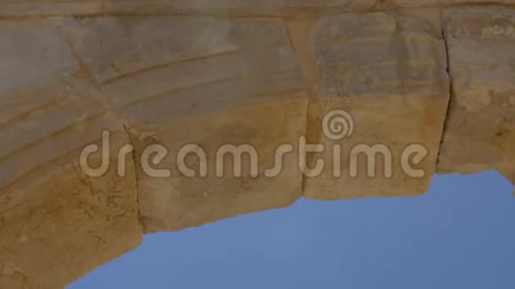 古希腊城市入口拱门视频的预览图