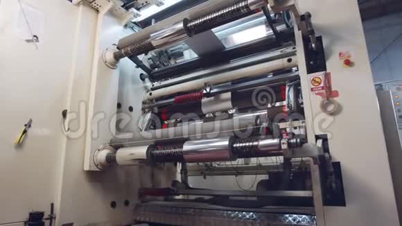 大型工业印刷机拼接纸视频的预览图