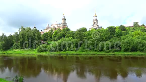 鲍里索格里夫斯基修道院圆顶视图托日霍克特维尔地区视频的预览图