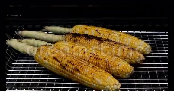 烤玉米视频的预览图