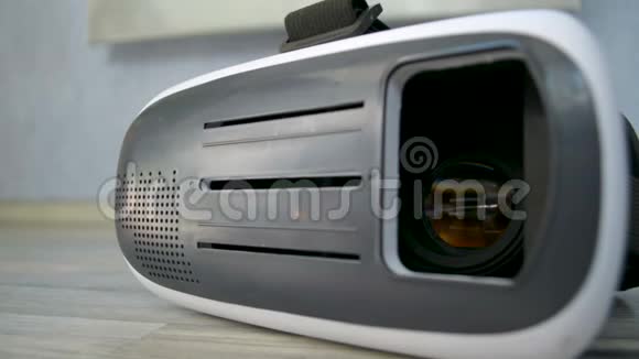 无手机3D360影院电影外景VR虚拟现实眼镜视频的预览图