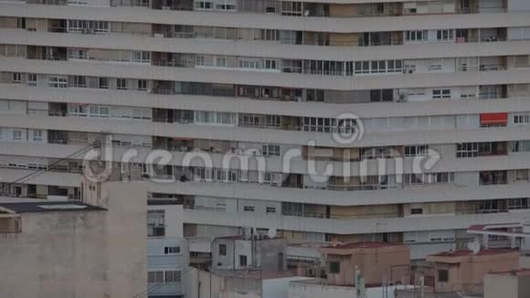 西班牙阿利坎特的高层公寓视频的预览图