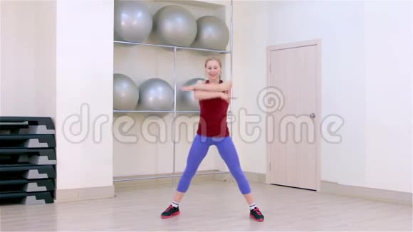 健身热身视频的预览图