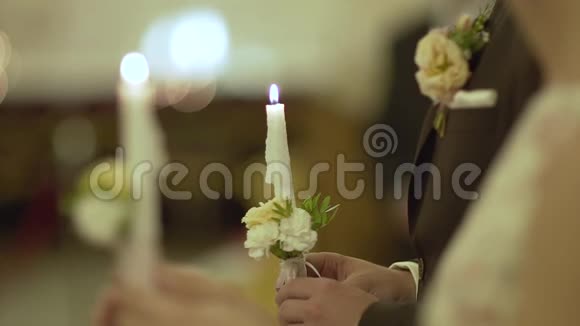 新娘婚礼蜡烛视频的预览图