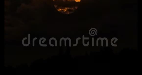 泰国清迈省多伊素贴寺背后日落视频的预览图