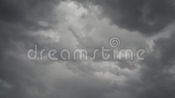 灰色风暴云视频的预览图