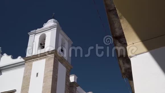 圣安陶教堂在埃沃拉视频的预览图