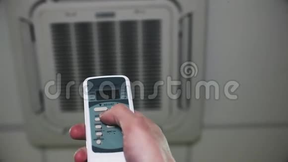 可遥控空调室内温度变化视频的预览图