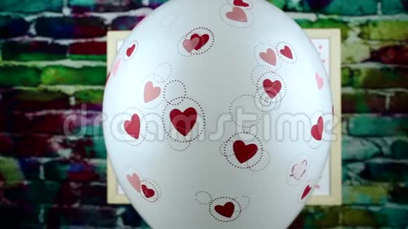 情人节的气球视频的预览图