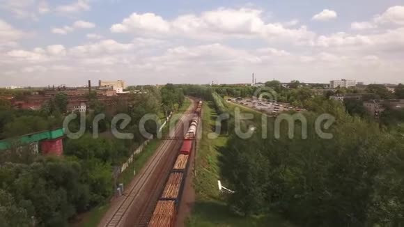 火车火车火车火车火车火车汽车运输木材原木视频的预览图