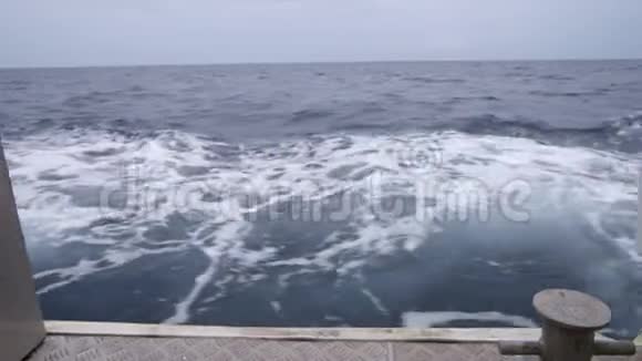 拍摄的海洋的电流移动视频的预览图