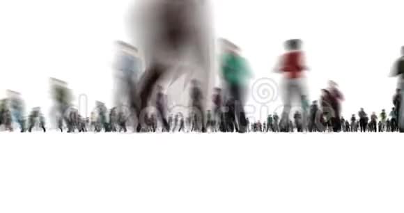 一张模糊的照片让人在白色上奔跑视频的预览图