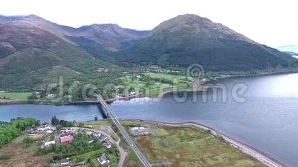 苏格兰西部高地的林纳河Ballchulish桥视频的预览图