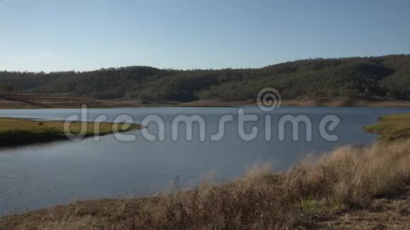 托沃姆巴地区的克雷斯布鲁克湖视频的预览图