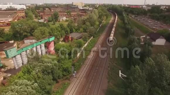 火车火车火车火车火车汽车运输送货桶汽油油箱视频的预览图
