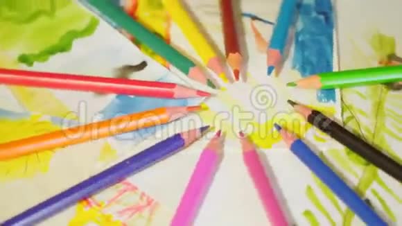幼儿用铅笔图纸视频的预览图