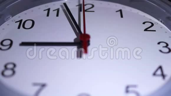 时间流逝时钟在9点视频的预览图