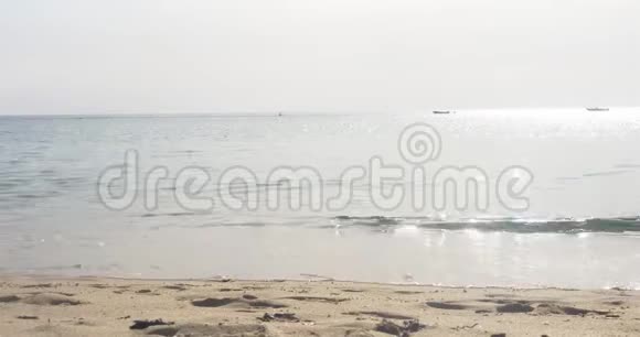 意大利撒丁岛8月12日哥斯达黎加雷伊海滩全景视频的预览图