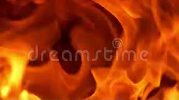 火焰燃烧空间岩石墙壁火焰背景视频的预览图