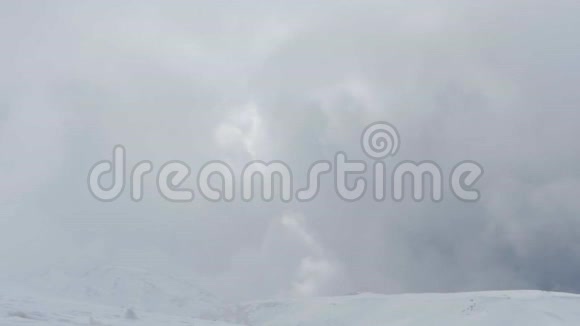 雪山冬季简介视频的预览图
