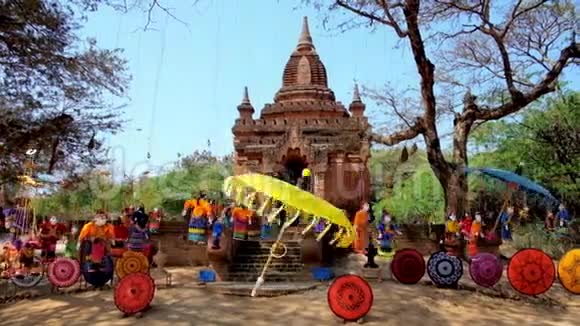 缅甸雨伞和木偶巴根缅甸视频的预览图