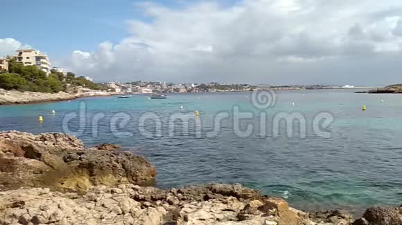 洛基海岸和墨西哥湾西班牙帕尔马德马略卡视频的预览图
