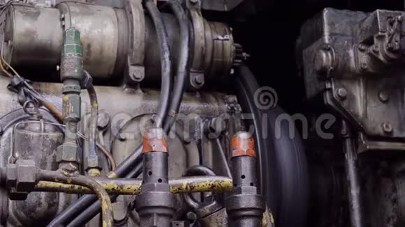 机车发动机的可动部件视频的预览图