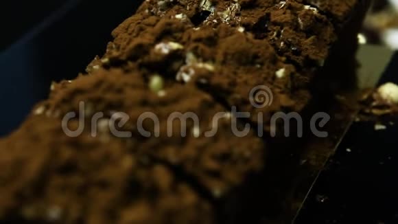 精选美味巧克力甜点视频的预览图