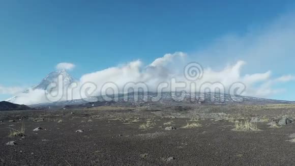堪察加火山的美丽景色视频的预览图