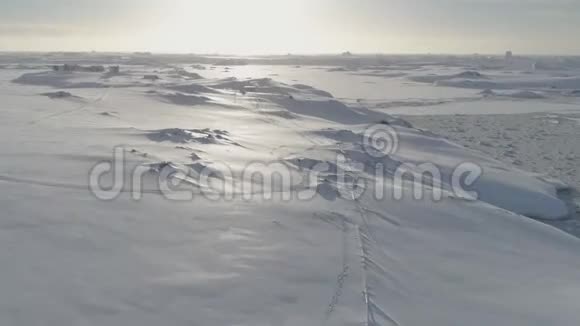南极洲航空日出景观视频的预览图