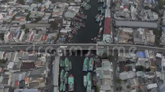 亚洲4kDrone拍摄的渔船视频的预览图