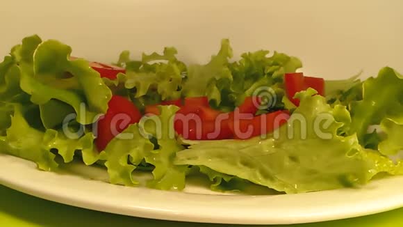 生菜成熟绿色西红柿视频的预览图