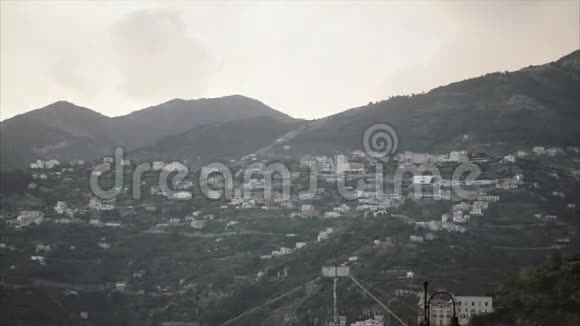 意大利南部小城市视频的预览图